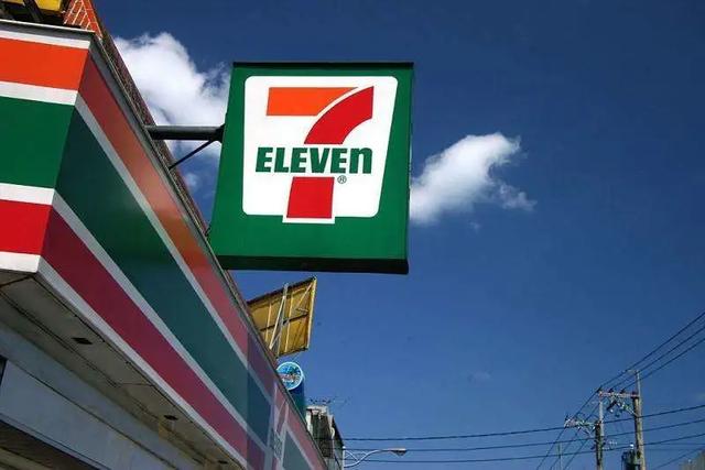 SEG Light Box Sign-7-Eleven Side